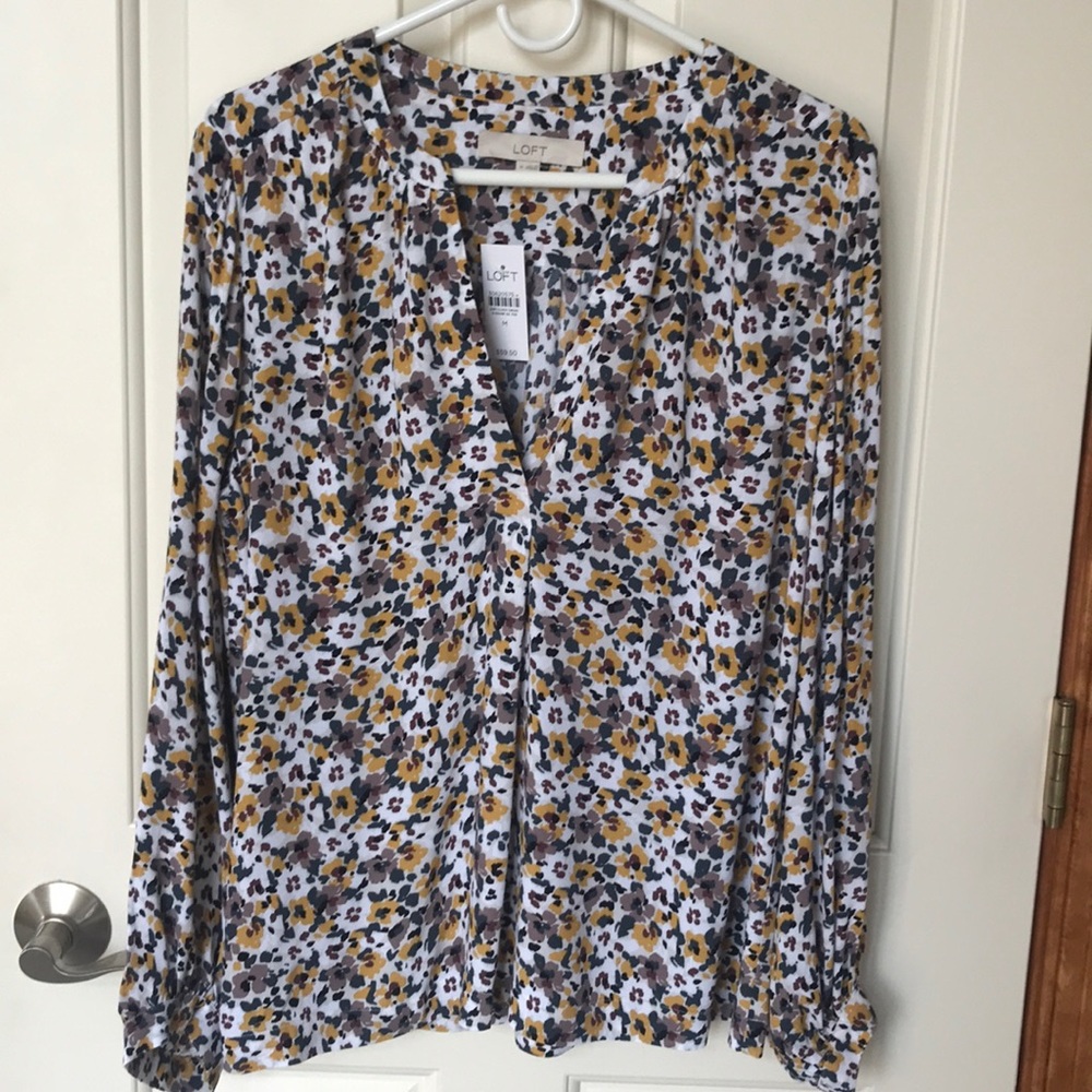 Current season LOFT floral blouse. NWT Medium